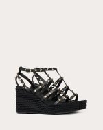 ROCKSTUD ANKLE STRAP WEDGE SANDAL IN CALFSKIN LEATHER 95 MM